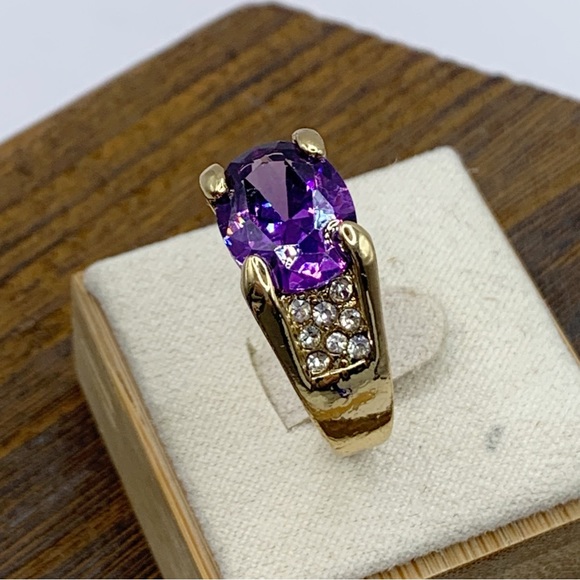 NEW amethyst glass large sparkling cocktail ring gold plated sz 9 - Picture 2 of 10